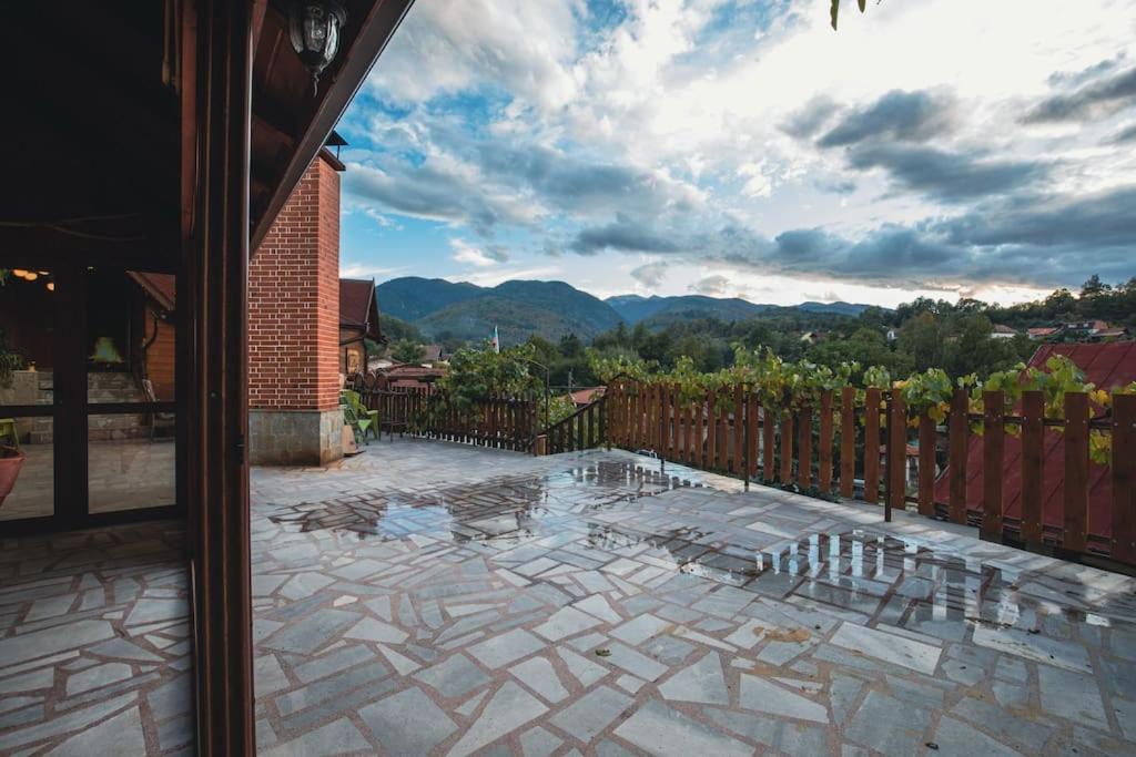 Duvaro Guesthouse Raduil Екстер'єр фото