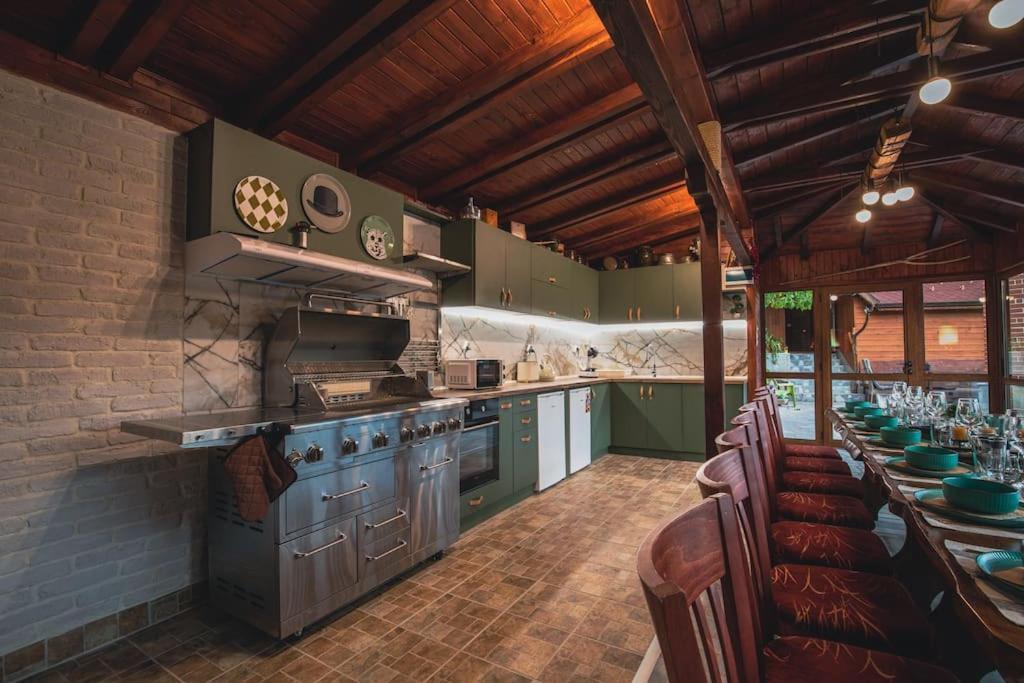Duvaro Guesthouse Raduil Екстер'єр фото