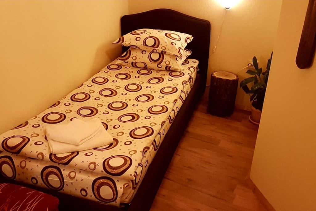 Duvaro Guesthouse Raduil Екстер'єр фото