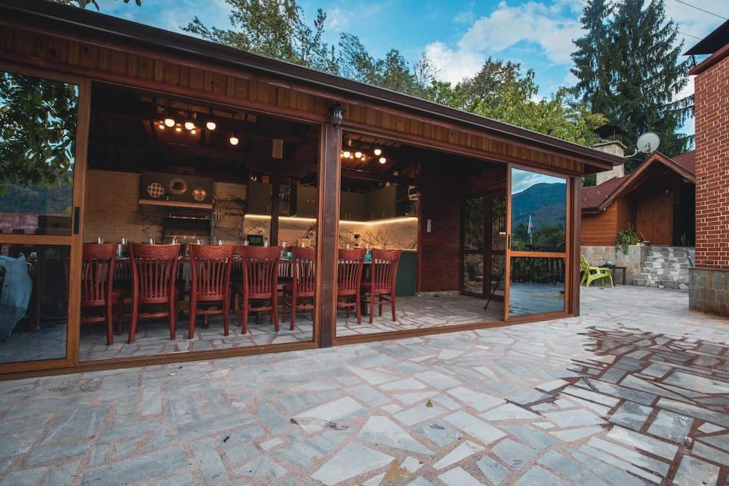 Duvaro Guesthouse Raduil Екстер'єр фото